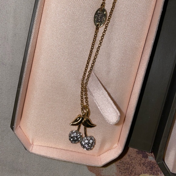 Juicy couture cherry necklace - Picture 1 of 5